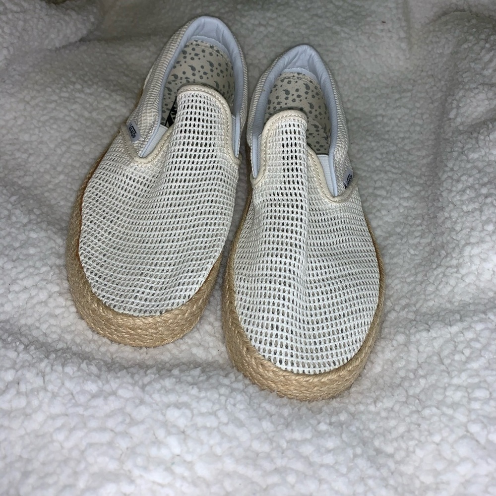 Vans - Picture 3 of 4